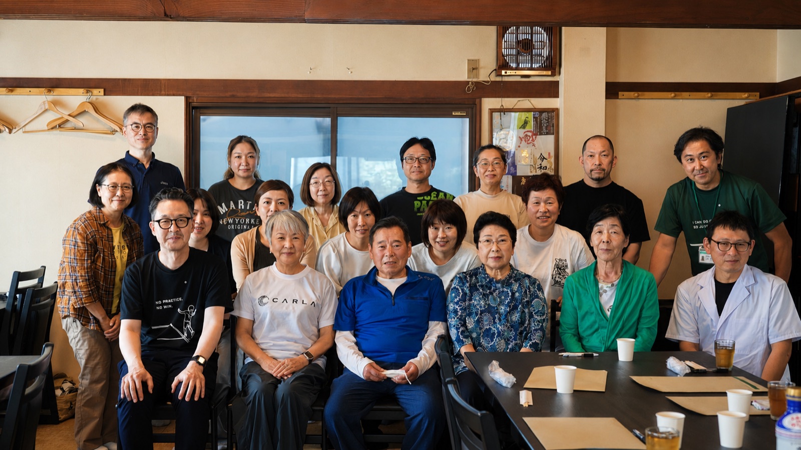 前回のランチ会 参加者のみなさんの集合写真
